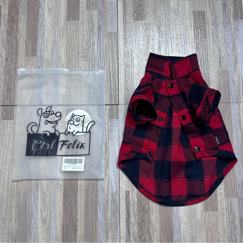 Red and Black Buffalo Plaid Dog Shirt Size Medium NEW